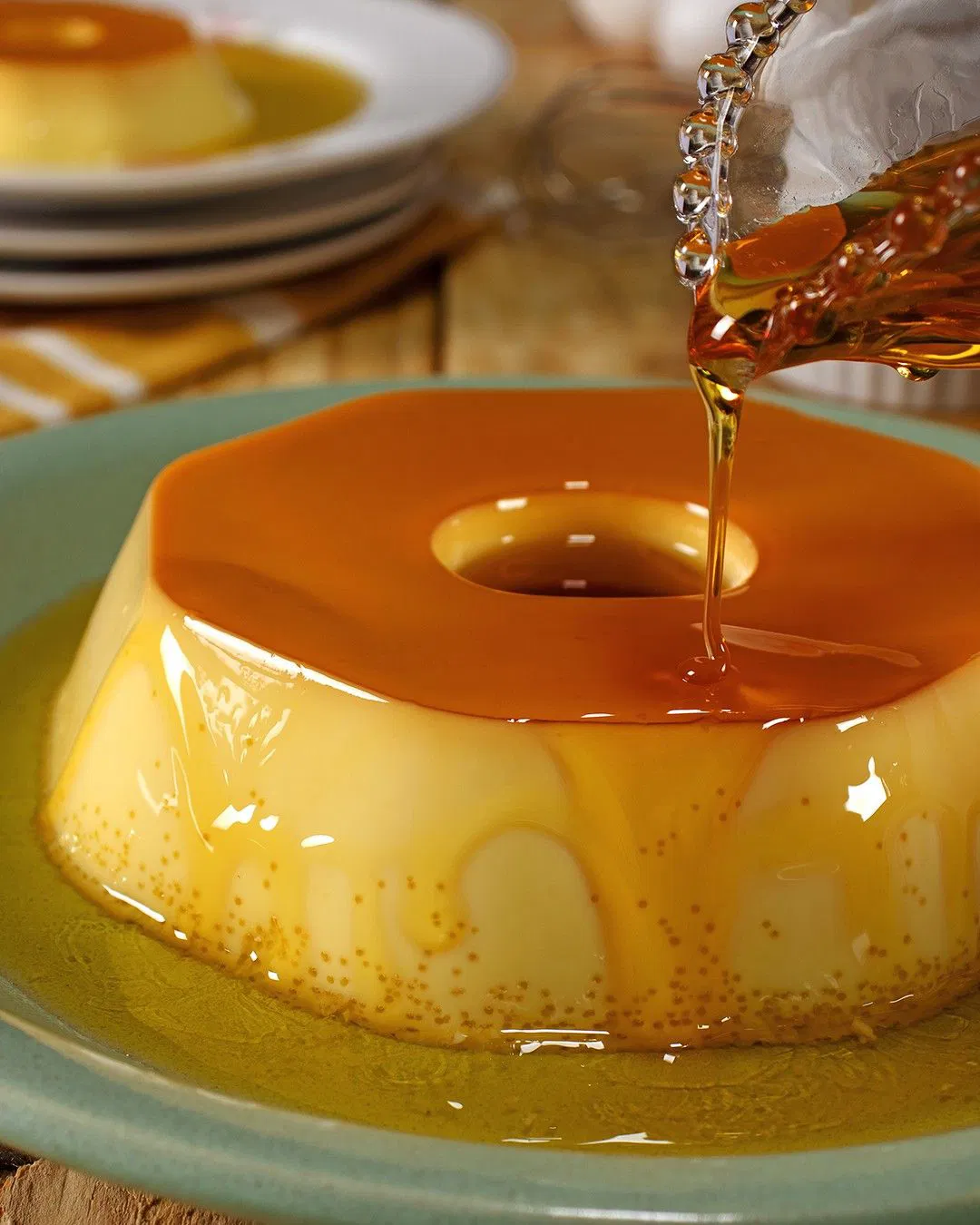 Pudim com calda caramelizada